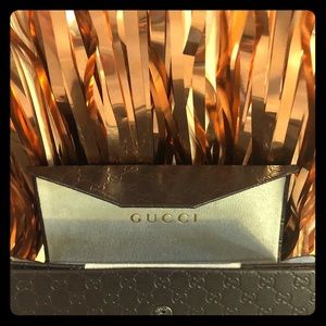 Gucci Sunglasses Case & Cloth